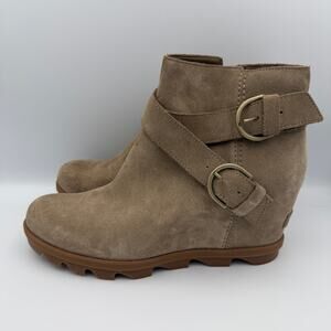 Sorel Joan of Arctic Wedge II Buckle Booties Women's 10.5 Taupe Suede